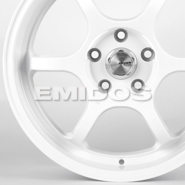ЛИТЫЕ ДИСКИ 82202 ADVAN XL6007-SF056 17 J8 ET35 5X114.3 73.1 БЕЛЫЙ